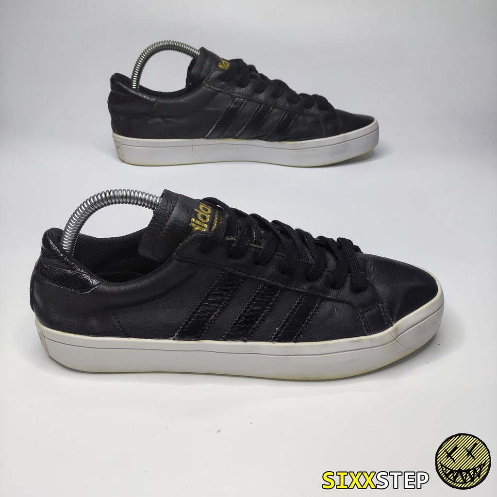 Adidas court vantage on sale malaysia