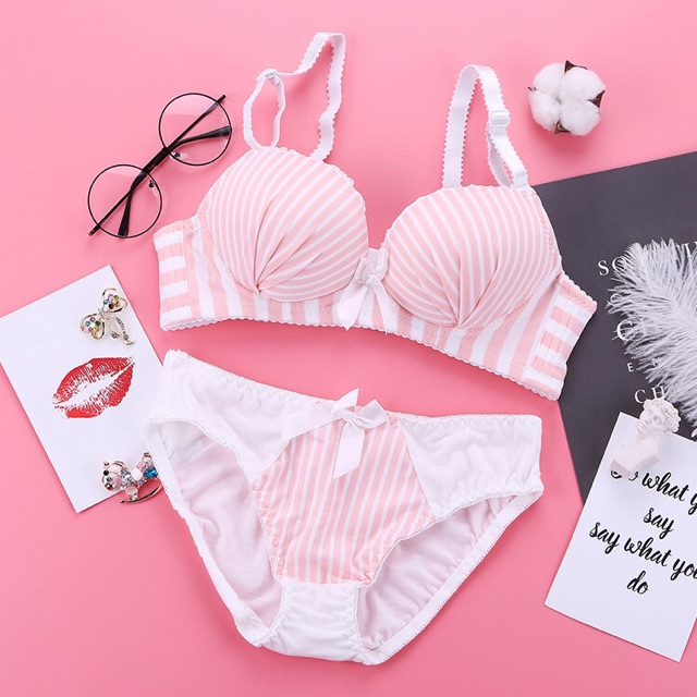 Pink bra and cheap underwear set