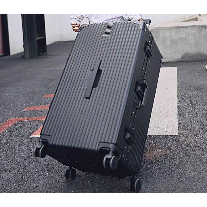 24/29 inch Sport edition Aluminum Frame luggage clip lock Style Hard