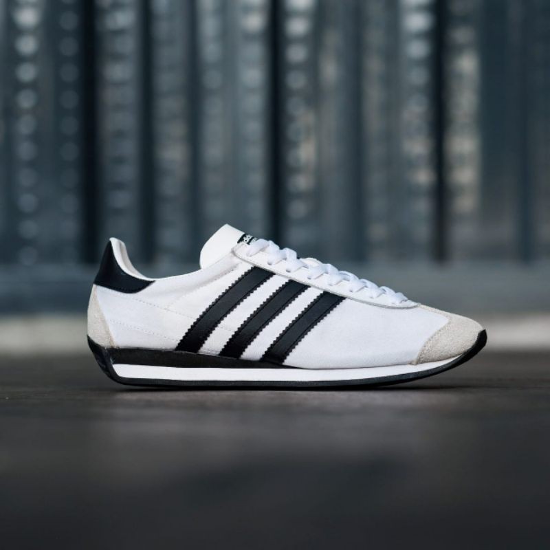 Adidas country clearance white