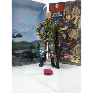 GI Joe Classic Collection US 82nd Airborne Female 12 inch figure