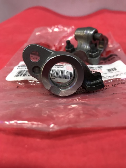 YAMAHA R15 V3 ROCKER ARM 100% ORIGINAL | Shopee Malaysia