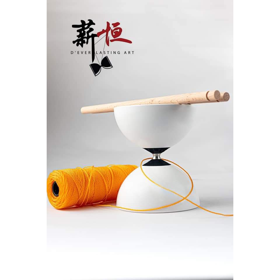 【现货】【薪恒 Nova 】扯铃 选手专用 Diabolo 校园 1颗Nova系列+1对木棒+线 | Shopee Malaysia