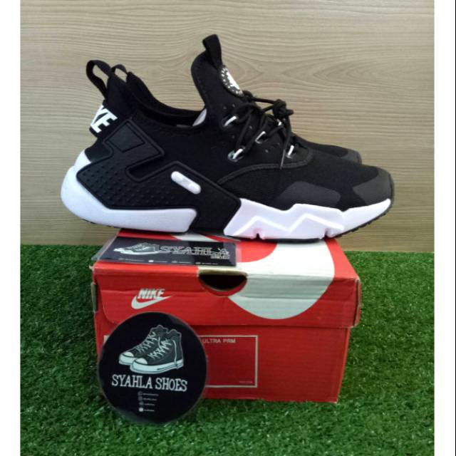 Nike huarache drift malaysia hotsell