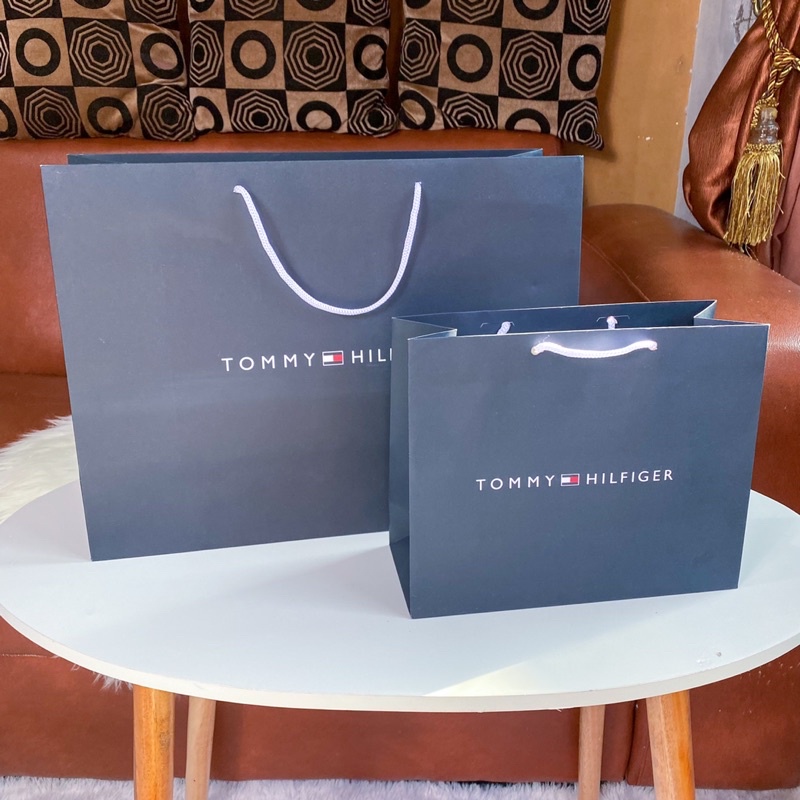 Paperbag Tommy Hilfiger Size Small And Large aper Bag Gift Bag Navy Watch Shopee Malaysia