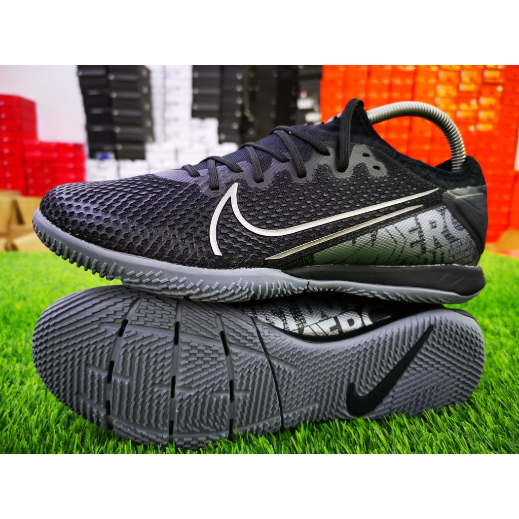 Nike mercurial best sale futsal black