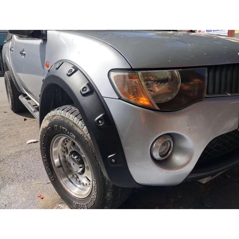 Mitsubishi triton ABS material fender flares Shopee Malaysia