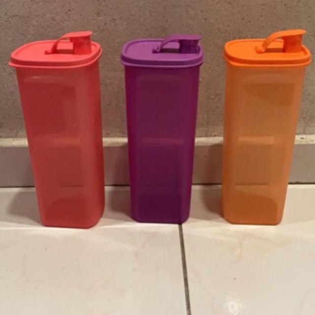 Tupperware Fridge water tumbler 2L (1) | Shopee Malaysia