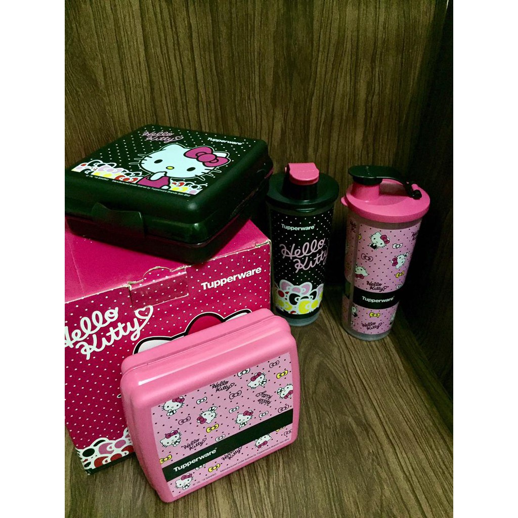 Tupperware Brands Malaysia: This Week Deal - Hello Kitty Tumbler & Sandwich  Keeper Set