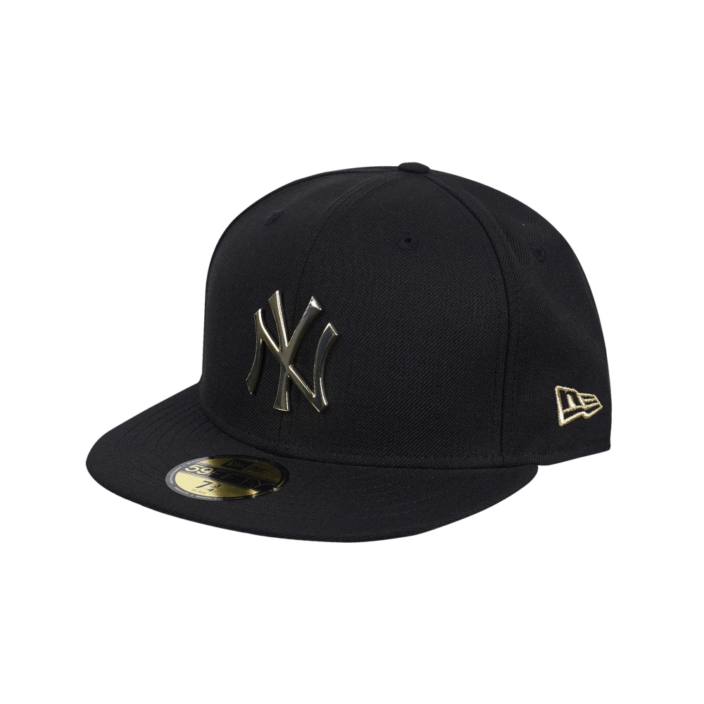 New Era 59FIFTY New York Yankees Metal Badge Black Gold Fitted Cap ...