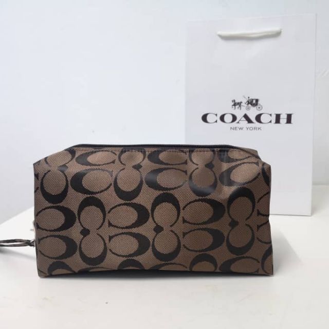 Coach makeup 2025 travel bag