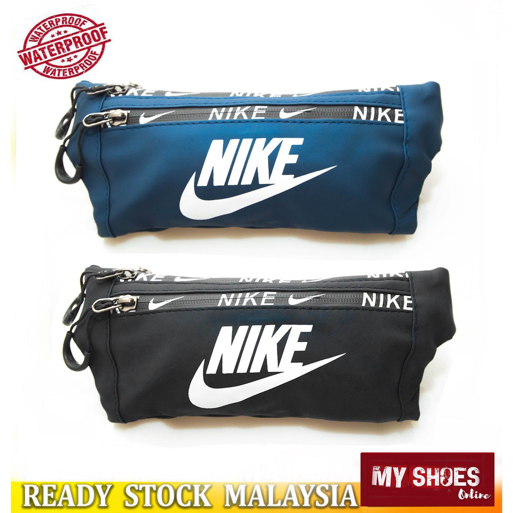 Nike best sale small pouch