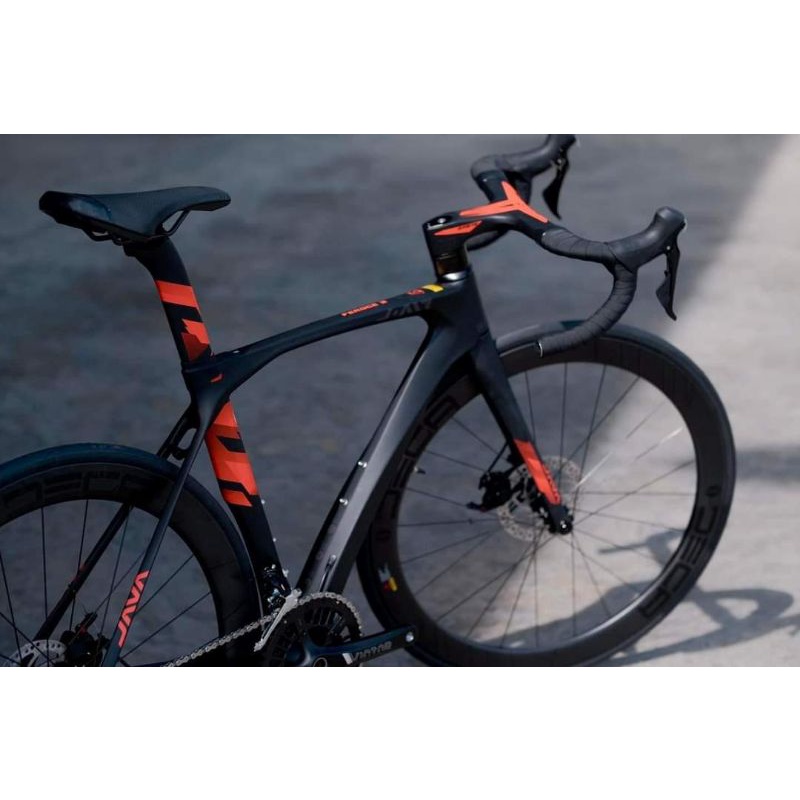 Java feroce discount carbon road bike