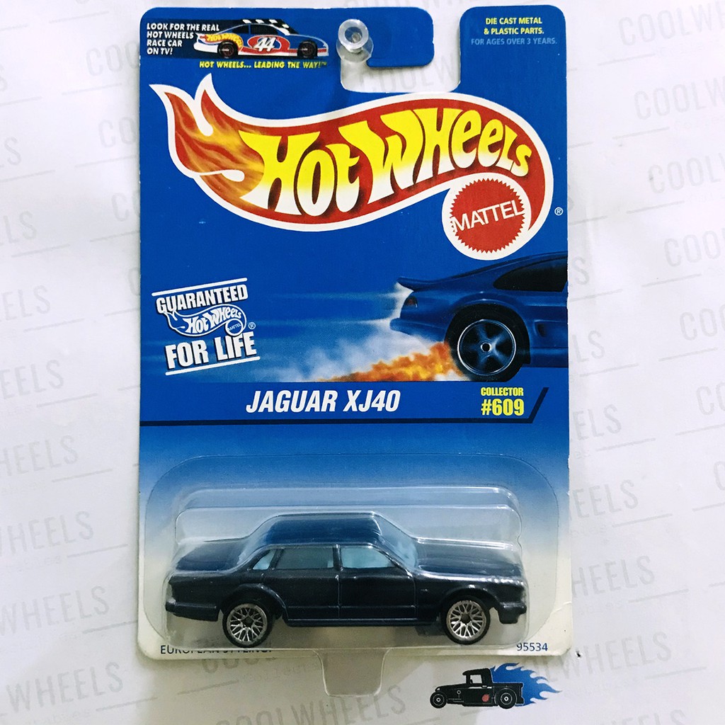 Hot Wheels Jaguar XJ40 #609 - 1:64 Scale Die-Cast Car - View #3