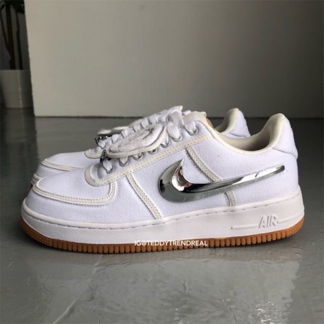 Air force 1 outlet travis scott replica