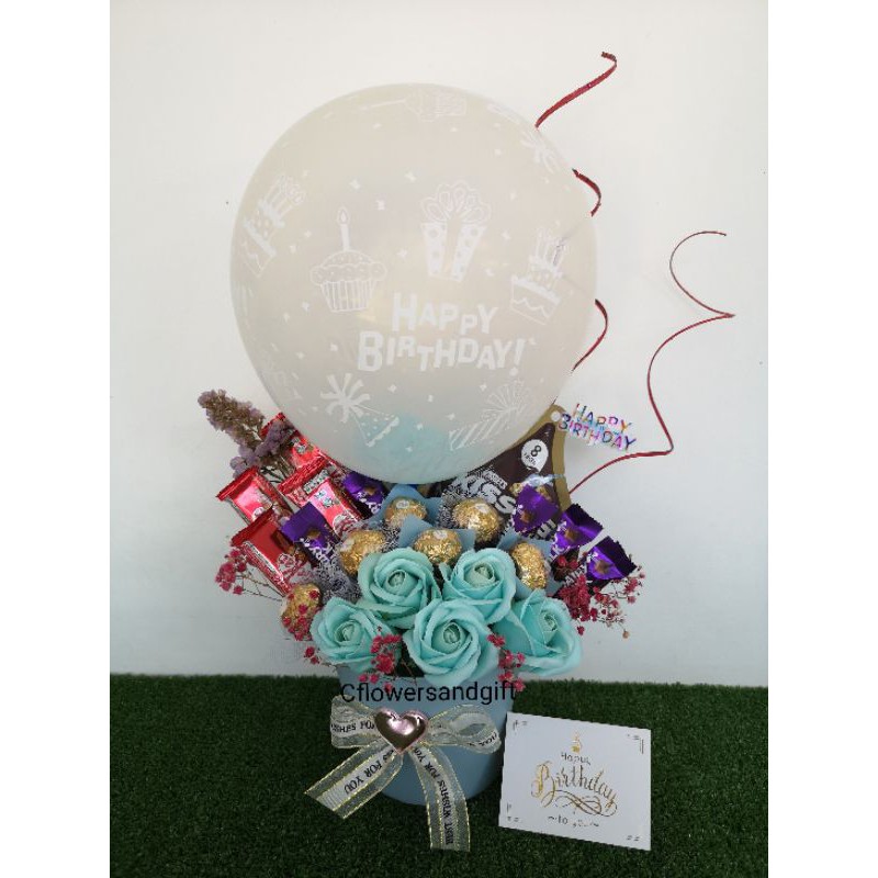 Flowers with chocolate and balloon arrangement/Gubahan Bunga