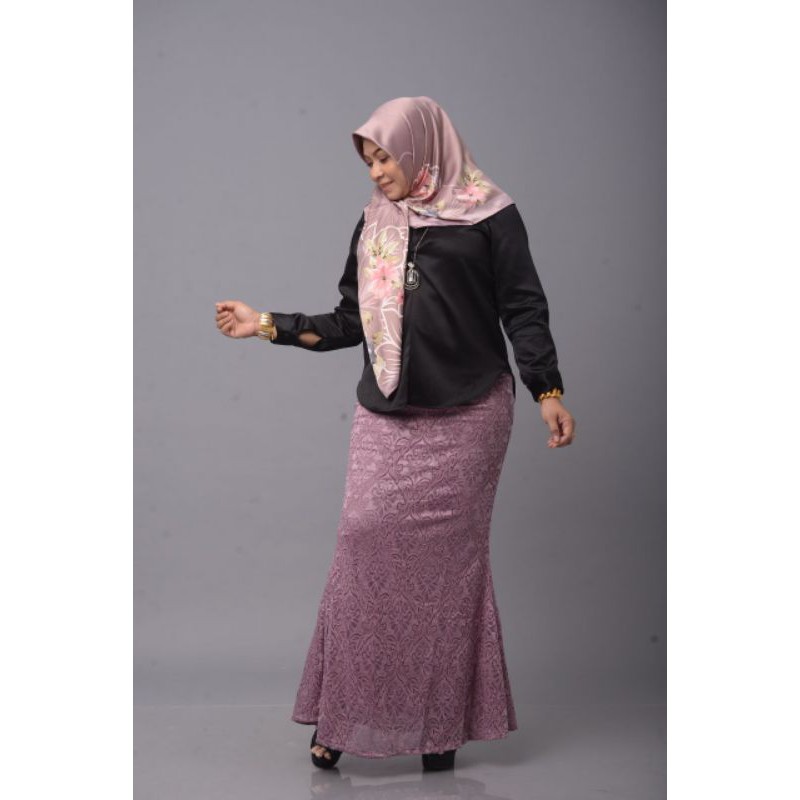 Skirt lace duyung hotsell