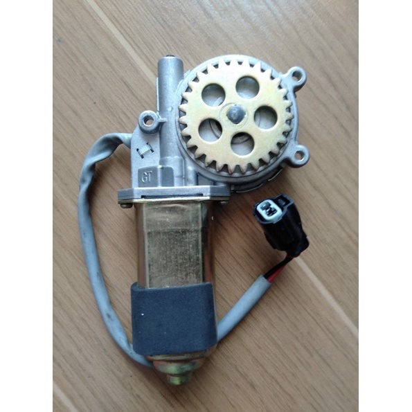 ISUZU Dragon Eye Electric Mirror Motor (Isusu Eye) Right Side (Genuine