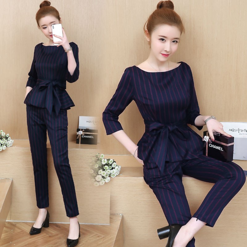 Korean women suit^^  Office outfits women, Woman suit fashion, Fashion