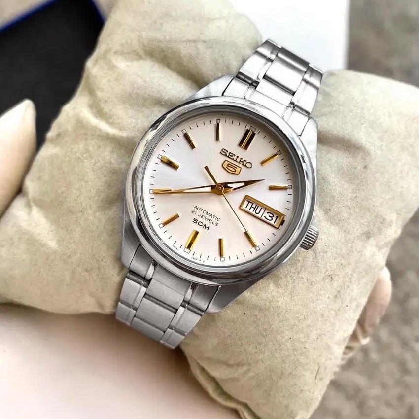 SNK885K1 SEIKO 5 Ladies Original Brand New Automatic Analog Silver Dial Day Date Stainless Steel Strap Watch Shopee Malaysia