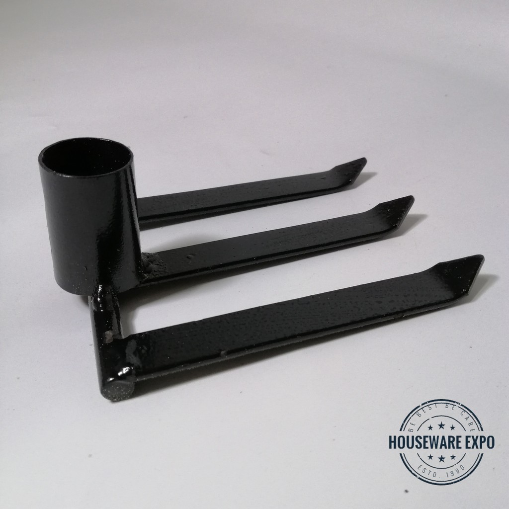 HIGH QUALITY 3 CLAWS IRON RAKE/ PENCAKAR RUMPUT BESI ( WITHOUT STICK ...