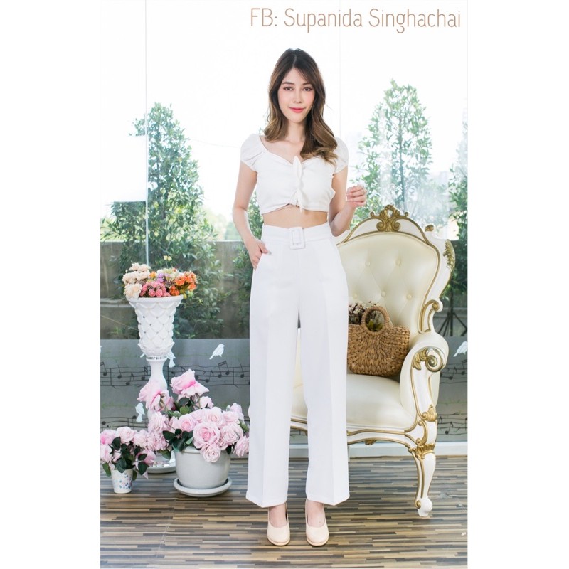 Cylindrical Pants Detailed Belt Back Zip 2 Side Pockets High Waist