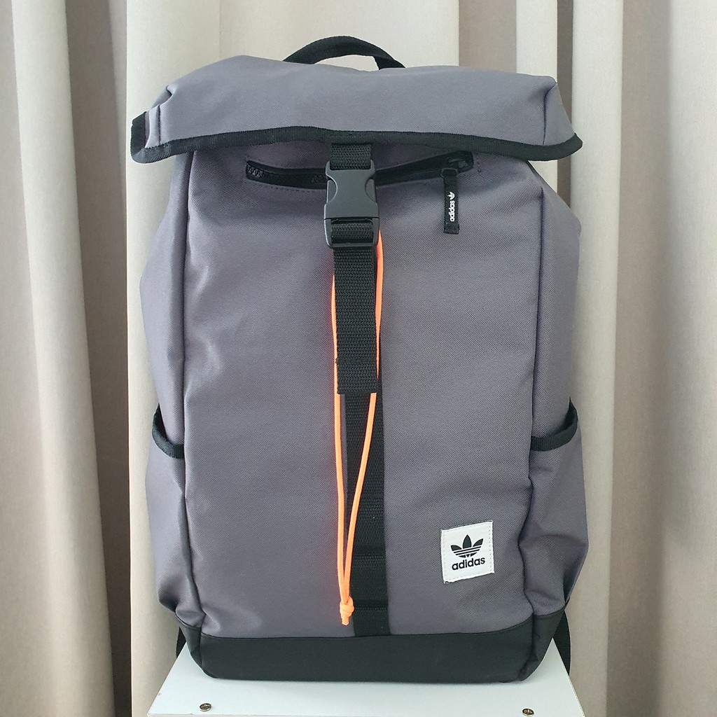 (USED) Adidas Originals "PREMIUM ESSENTIALS TOP LOADER BACKPACK