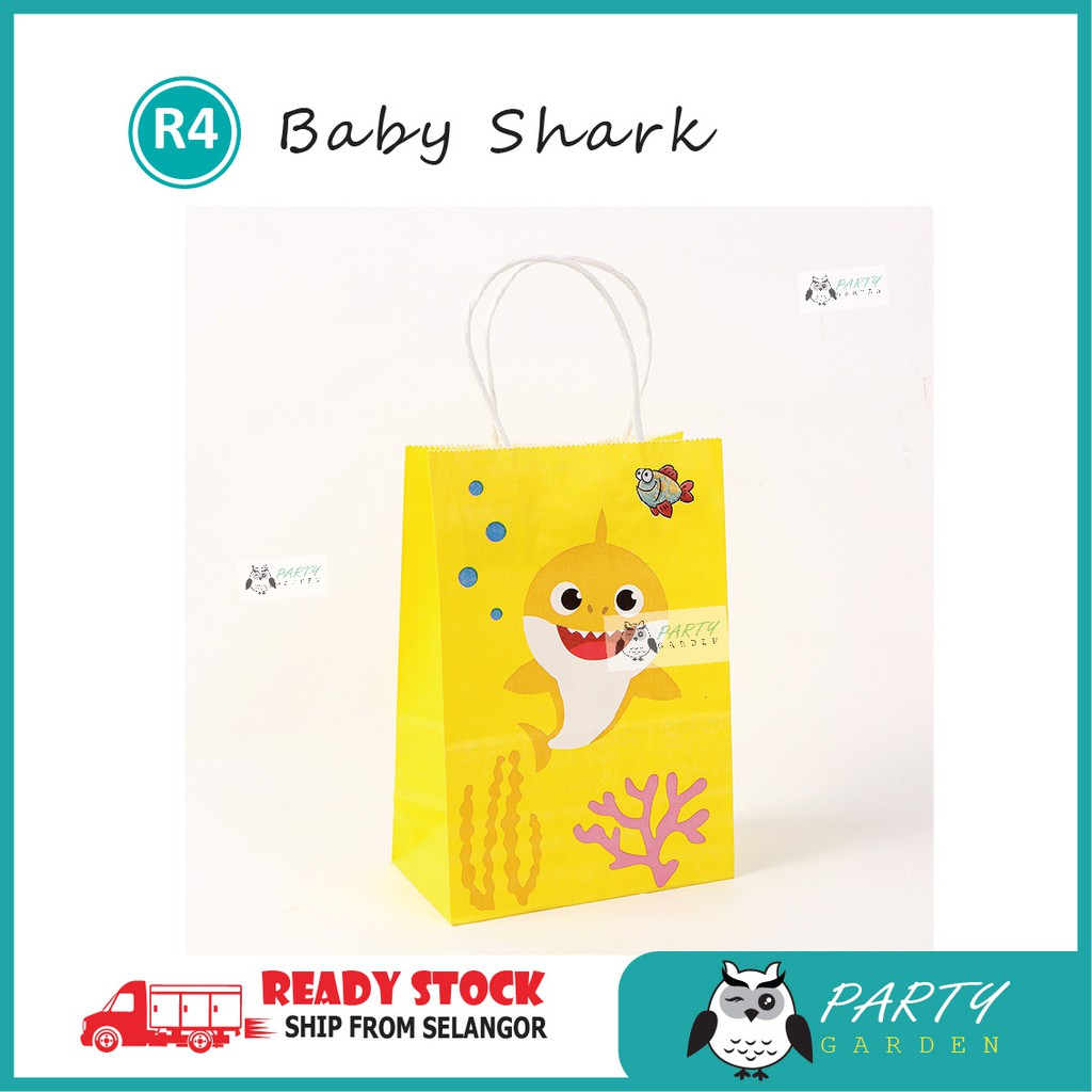 Baby Shark Paper Bag with Handle / Party Favor Bag / Family shark Daddy