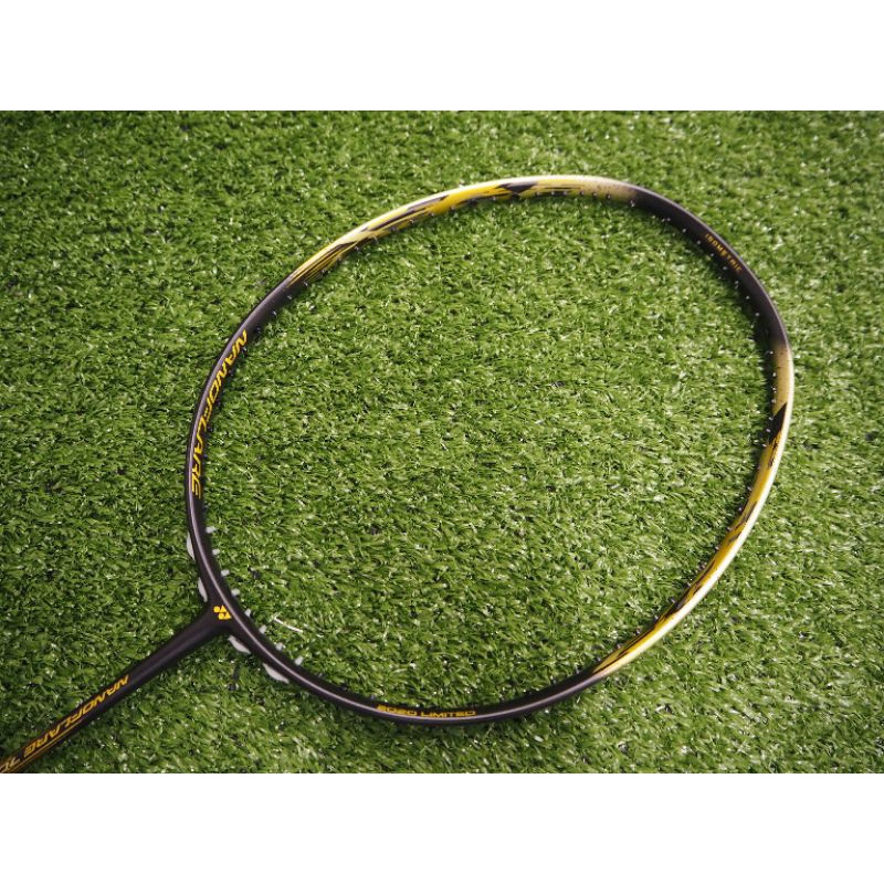 Yonex NanoFlare 700 Gold 30Lbs Badminton Racket Ready Stock | Shopee ...