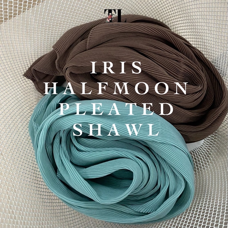 halfmoon pleated shawl