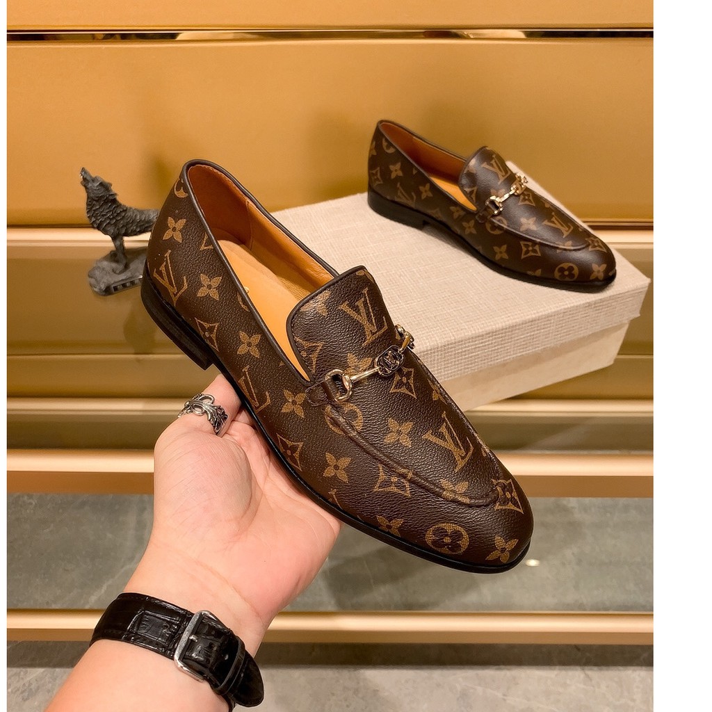 Kasut lelaki LV's monogram CALFSKIN LEATHER casual sneakers business shoes  loafer men
