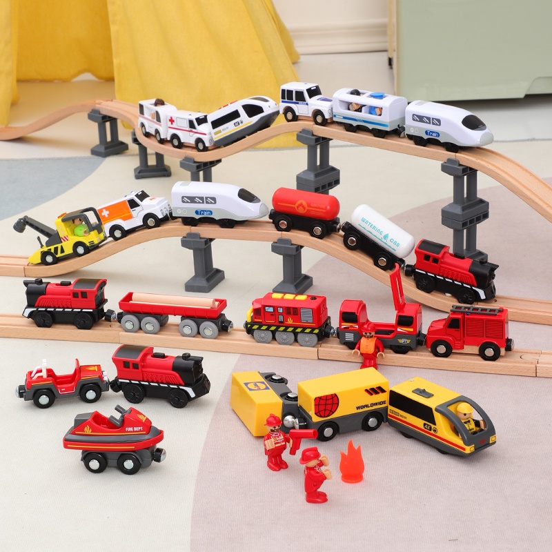 toystown-battery-powered-locomotive-with-magnetic-link-electric-train