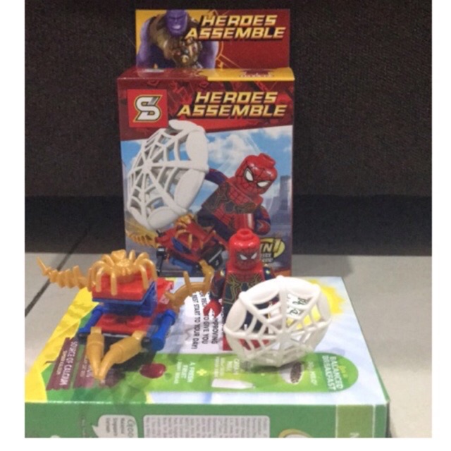 Heroes assemble sale spiderman lego