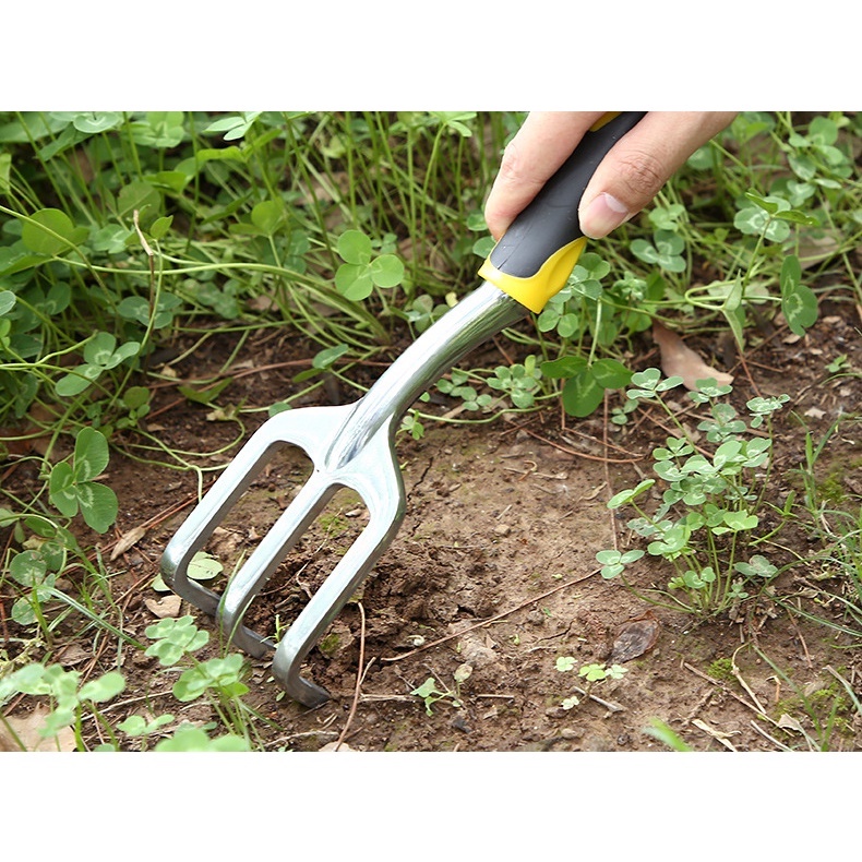 Yellow handle aluminum alloy single three-tooth harrow for Gardening ...