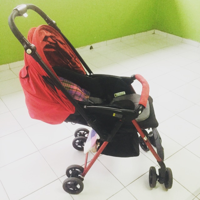 Goodbaby shop travel system