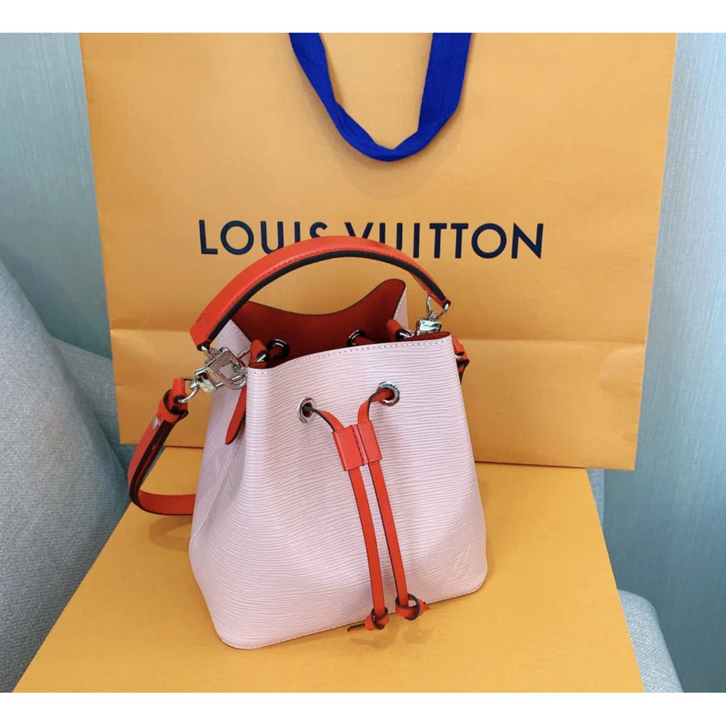 LOUIS VUITTON NeoNoe BB Epi Leather Rose Ballerine Bucket Drawstring Bag  M53609