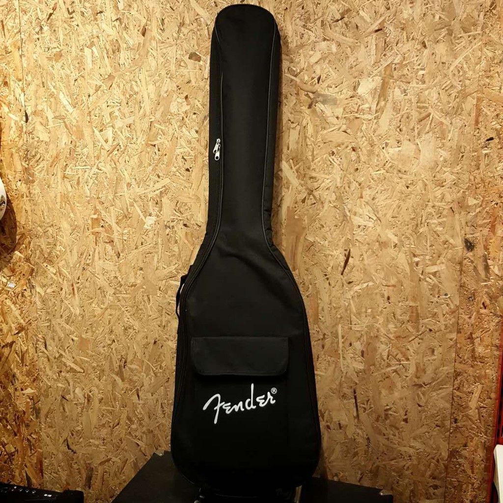 Bass guitar deals soft case