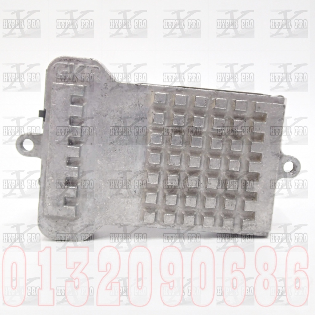 MercedesBenz W203 / W220 / W211 Air Cond Blower Motor Regulator Module