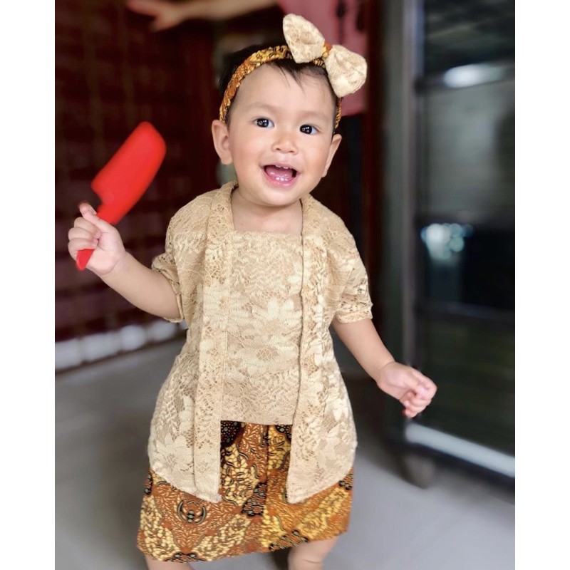 Kebaya Ratu (Baby)