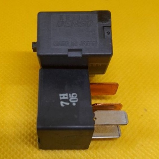 Genuine Denso 4-Pin Green Relay 12V For Suzuki (05-15) – Plug-In Blade Type 38860-84A00