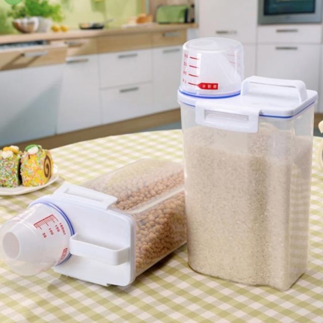 Rice Dispenser: Perfect Measuring and Dry Storage