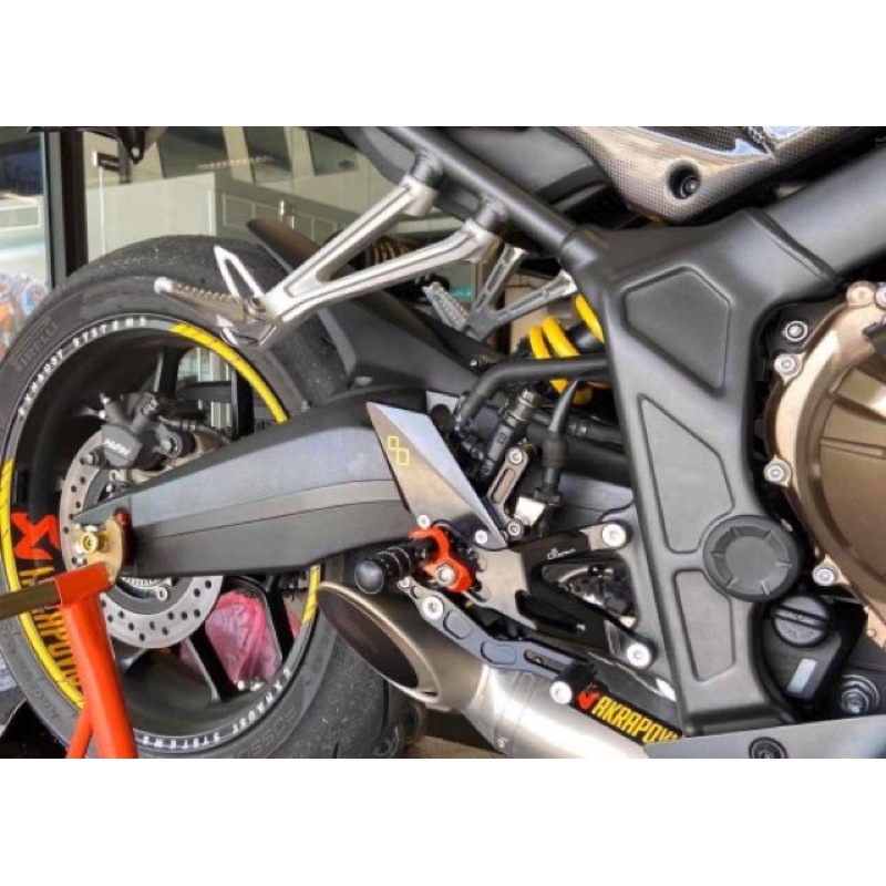 Lightech Footrest Racing motorcycle Yamaha R1 MT25 R25 MT09 Honda