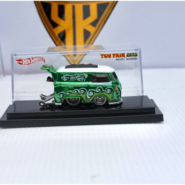 Hotwheels Kool Kombi Toy Fair Exclusive Custom made by fans