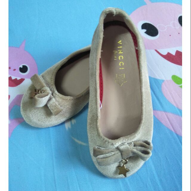 New Vincci Mini soft shoes for little girl size 24 25