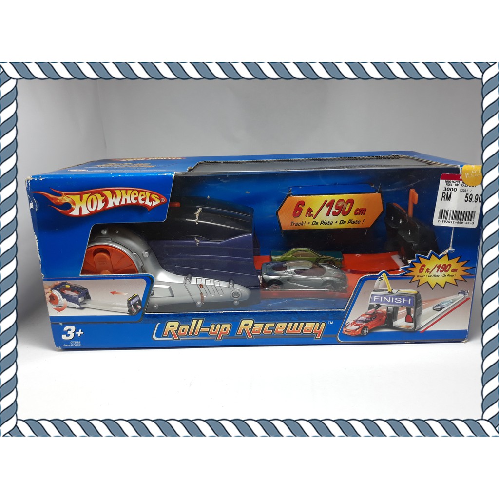 Hot wheels store roll up raceway