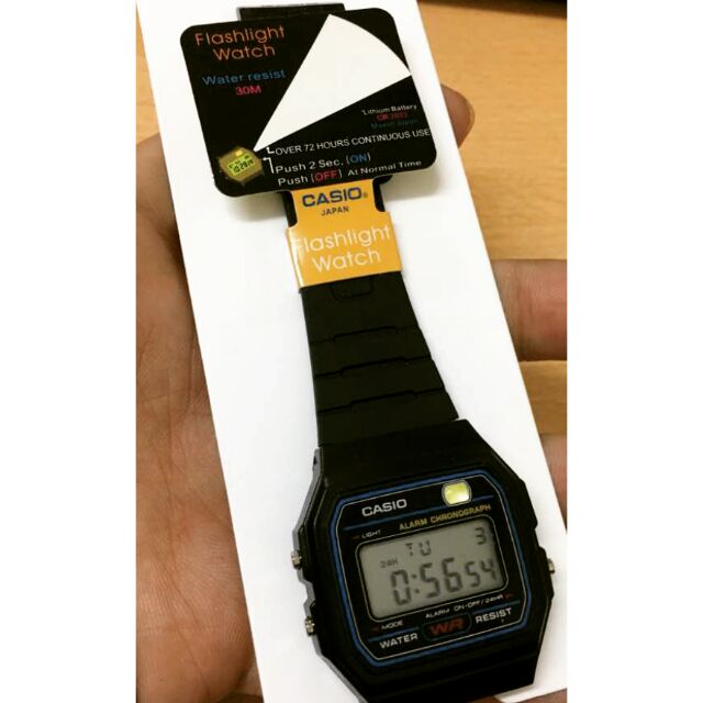 Casio cheap flashlight watch