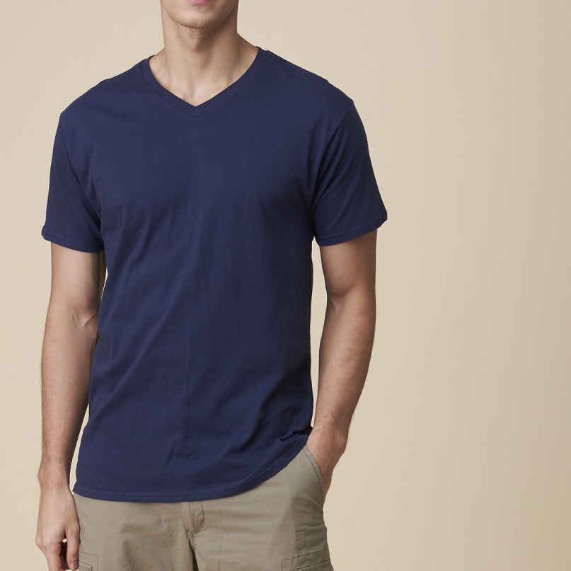 Gildan V Neck T-Shirt | Navy | Softstyle 100% Cotton Adult T-Shirt ...
