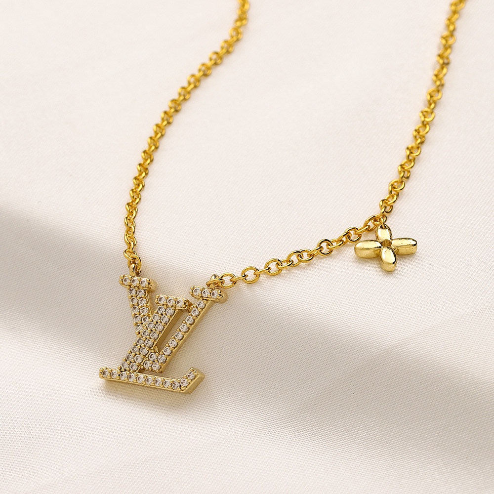 Casual Lv Necklace Chain Letter Logo Louis Vuitton Choker Titanium Steel  Pendant Elegant Men Women Jewelry