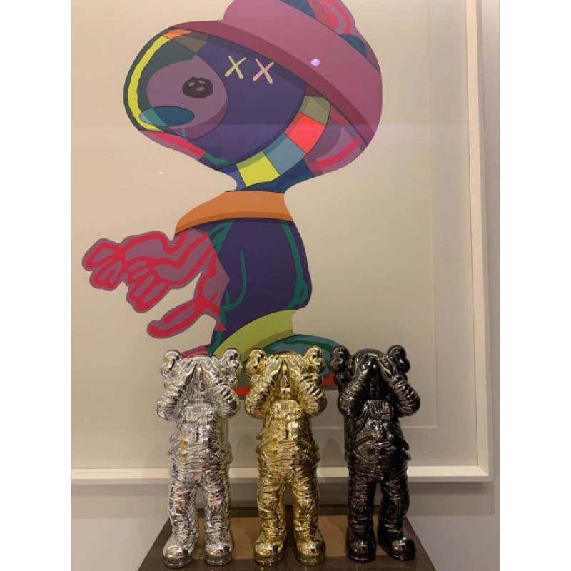 Kaws Holiday Space Figure | Shopee Malaysia