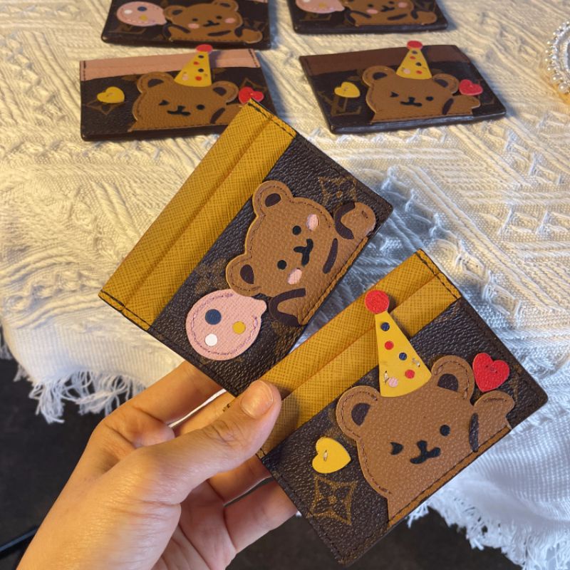 Lv cartoon card holder